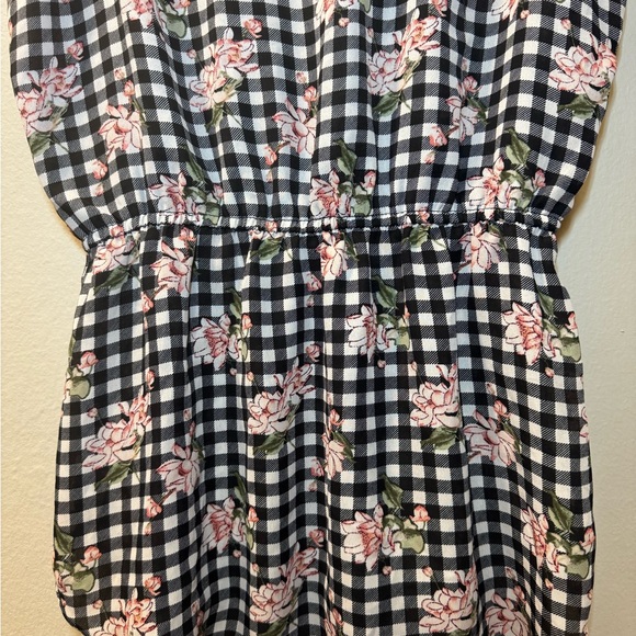 Justify Black Gingham Tank with Pink Floral Print - Picture 13 of 14